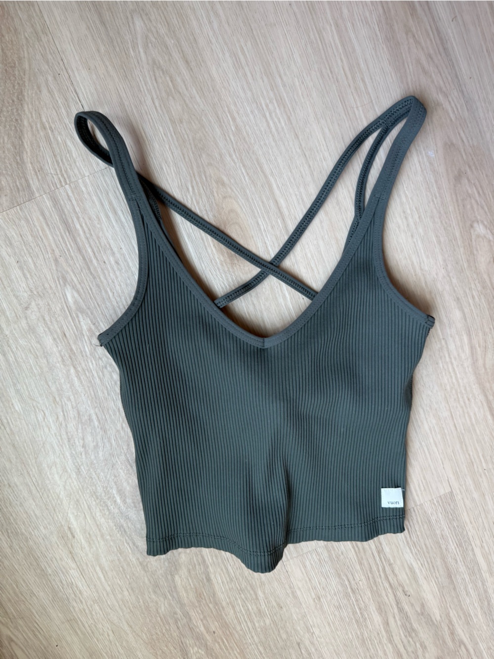 Vuori Rib Cross Back Ribbed Tank Green - Picture 3 of 4